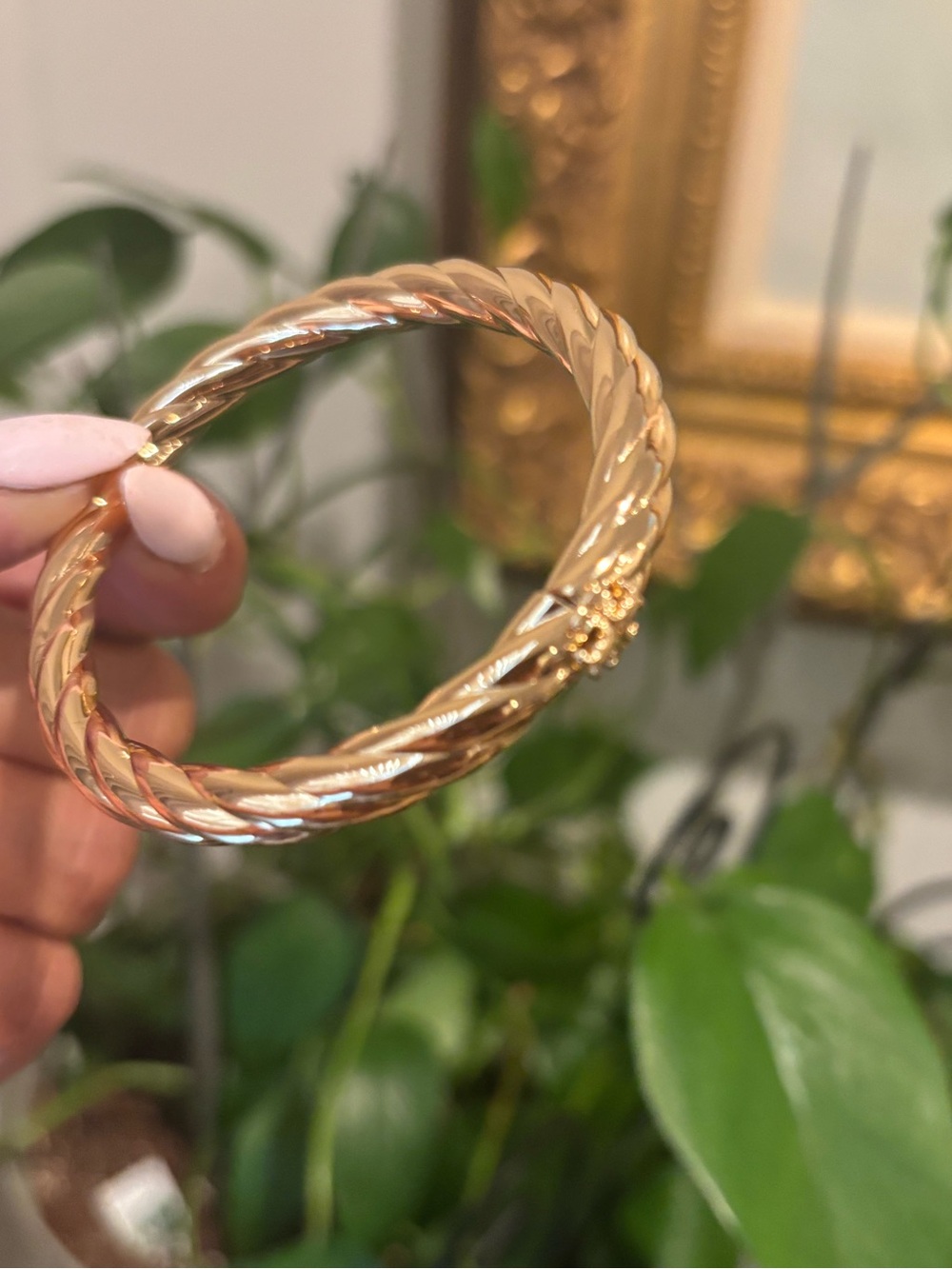 TORY BURCH - Twisted Gold-Tone Bangle Bracelet